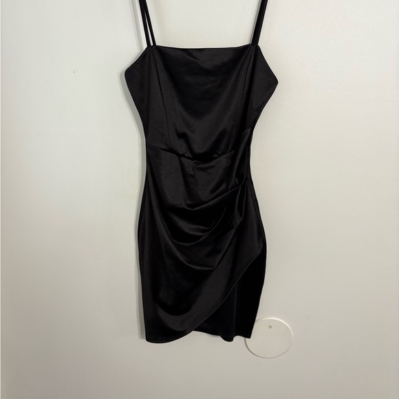 Windsor Black Ruched Spaghetti Strap bodycon Mini Dress Size Medium - Picture 4 of 7